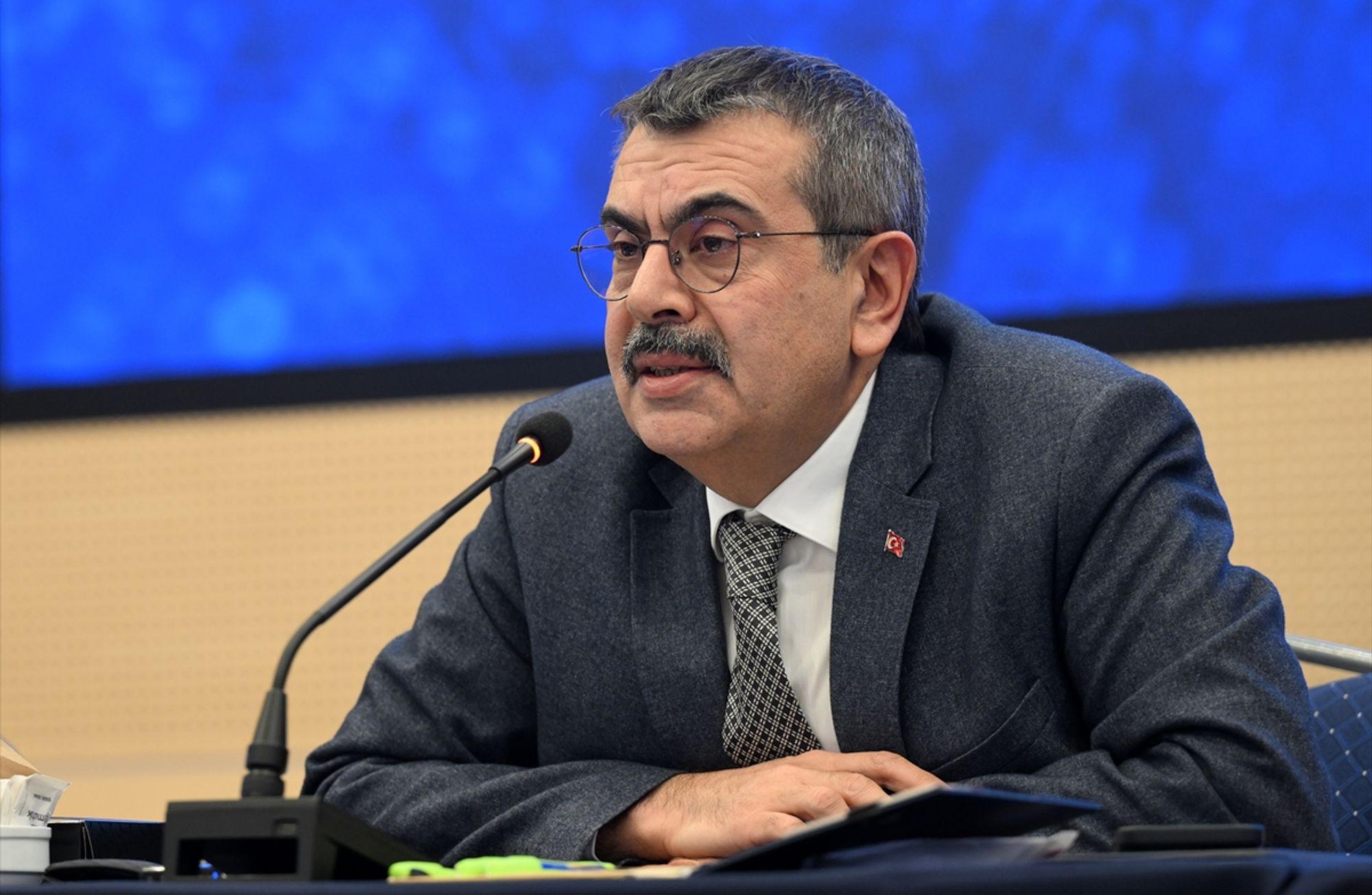 4+4+3 tartışmaları: Liseler zorunlu eğitimden çıkarılacak mı?