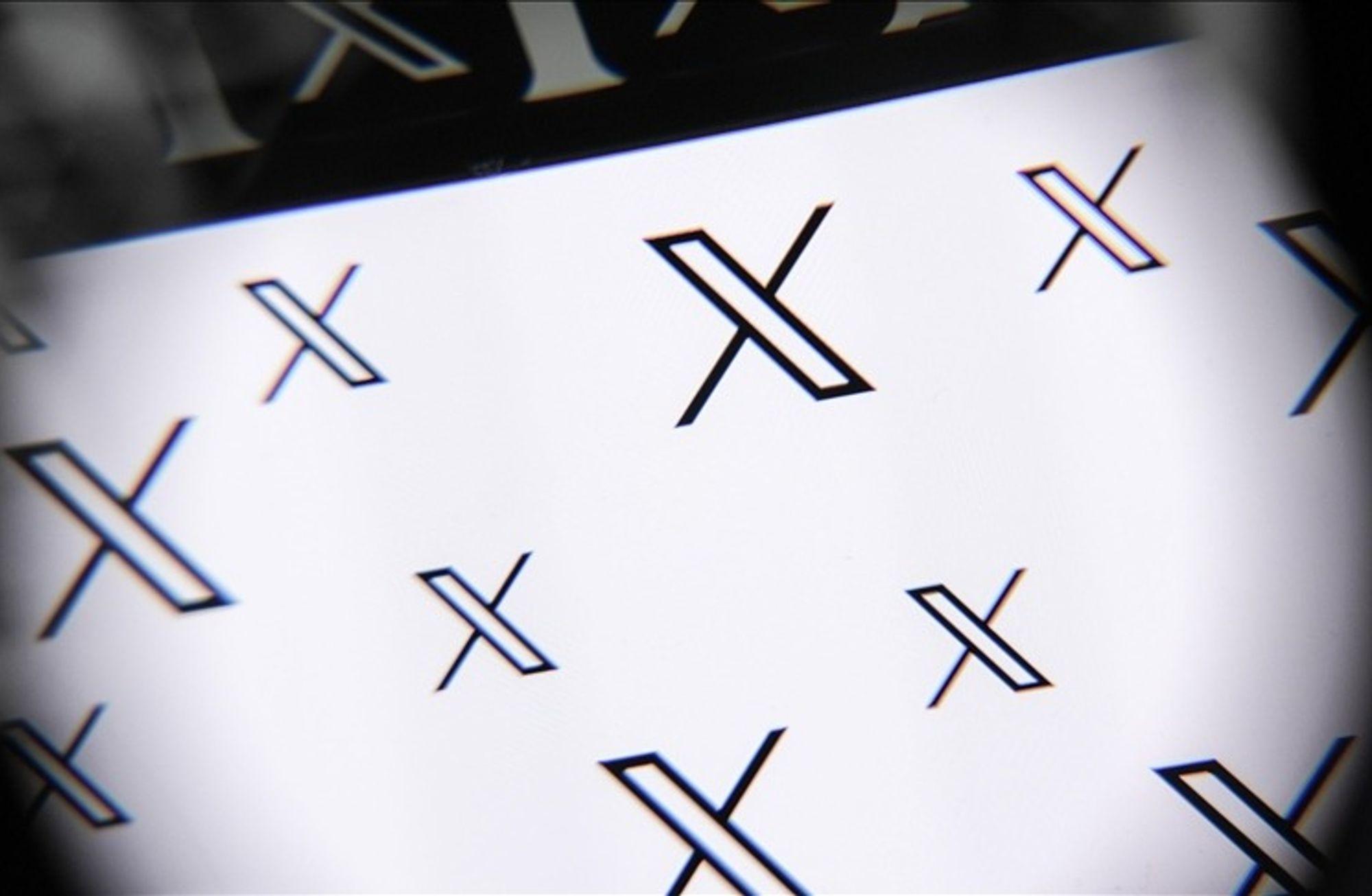 X’in topluluk notları, hükümet yetkililerinin başına bela oldu