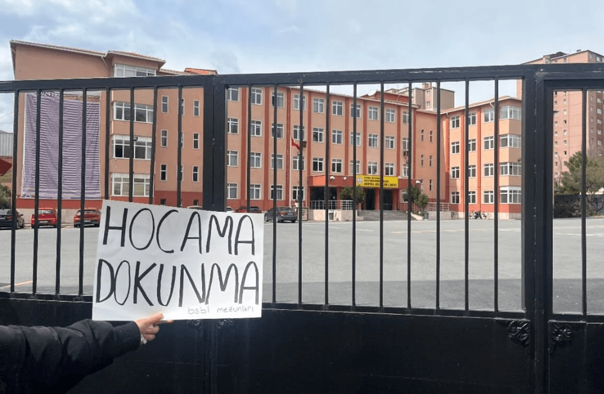 Kadro dışı kalan öğretmenler anlatıyor: Proje okullarında neler oluyor?