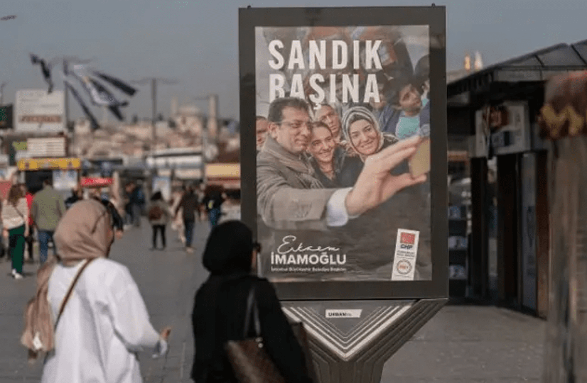 Bir meşruiyet krizini anlamak: Yeni bir siyasi düzenin kapısı nasıl açılır?