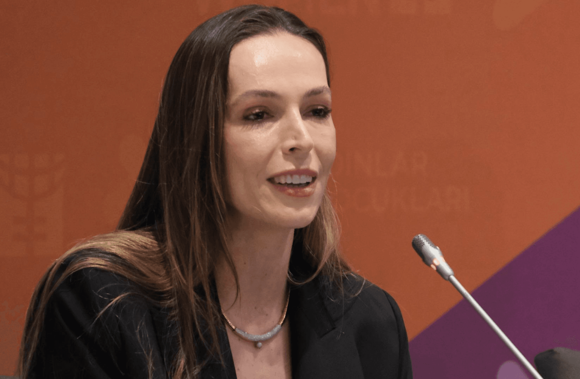 UN Women İyi Niyet Elçisi Eda Erdem'den kız çocuklarına mesaj: Siz de hayallerinizin kaptanı olabilirsiniz