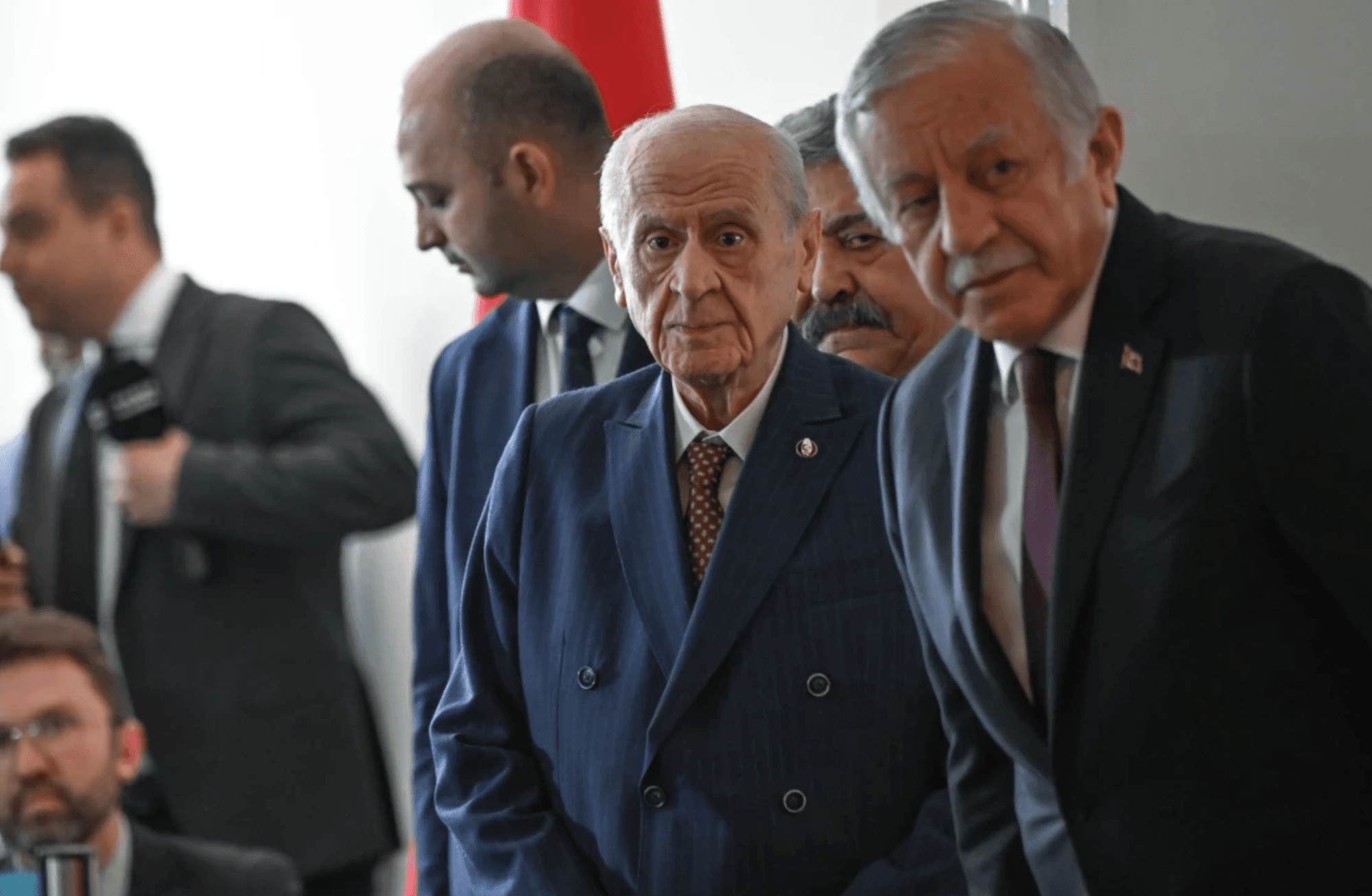 Gerilimli bekleyiş: Çözüm sürecinde gecikmenin nedenleri ne?