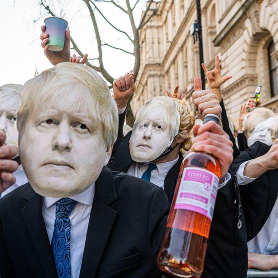 "Partygate" raporu ve Johnson’ın özrü
