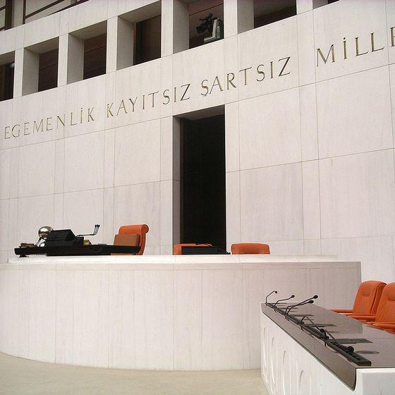 Yetki gaspı: Bir nabız yoklaması
