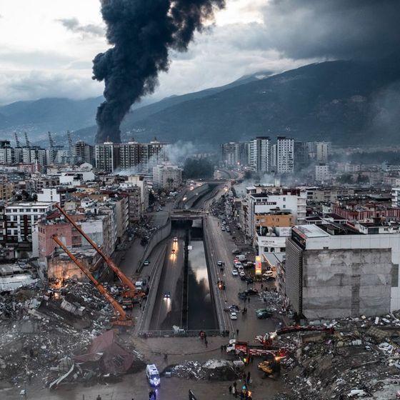 Zincirin son, suçlamanın ilk halkası: Müteahhitler #Adıyaman