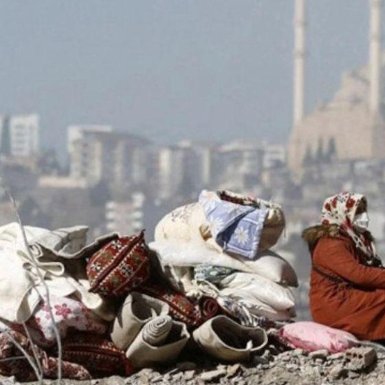 Depremden sonra: Yeni bir şehirde yeni bir hayat kuranlar anlatıyor