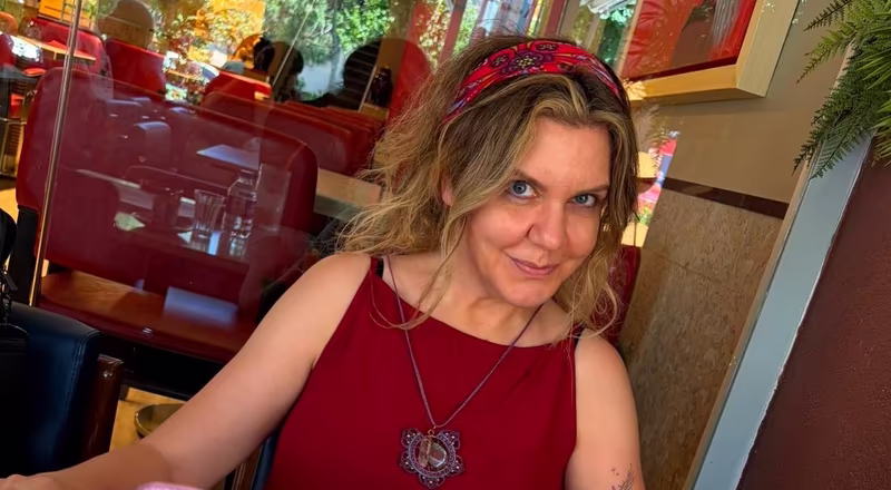 'Yalvaç'ın yazarı Selda Uygur: Biraz cesaretle baktığımızda taşın bile bir ruha sahip olduğunu görürüz