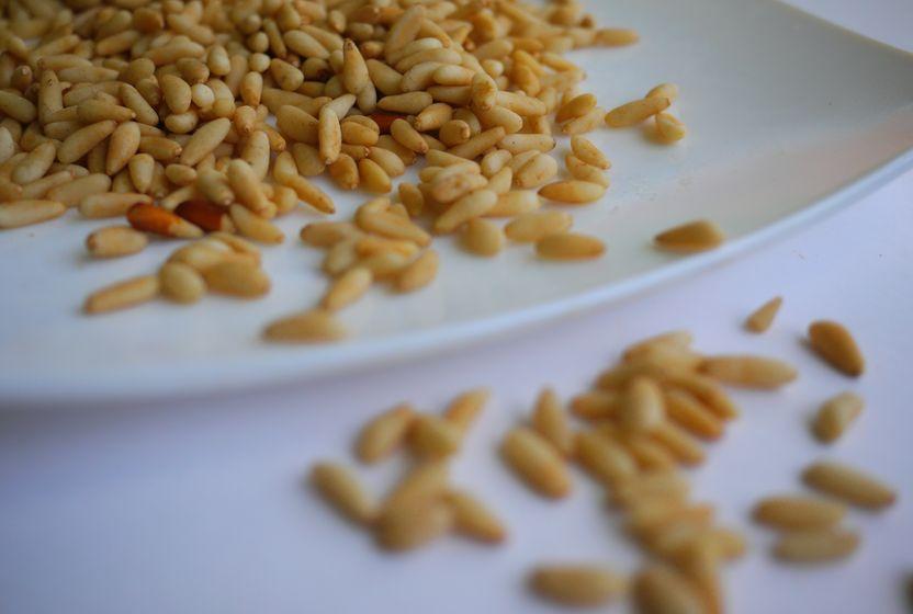 yana-yana-afiyetle-irmik-helvasi