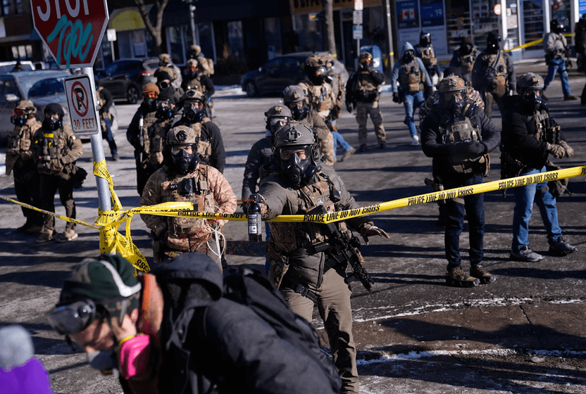 trump-ice-ve-gerilim-siyaseti-abd-gercekten-ic-savasin-esiginde