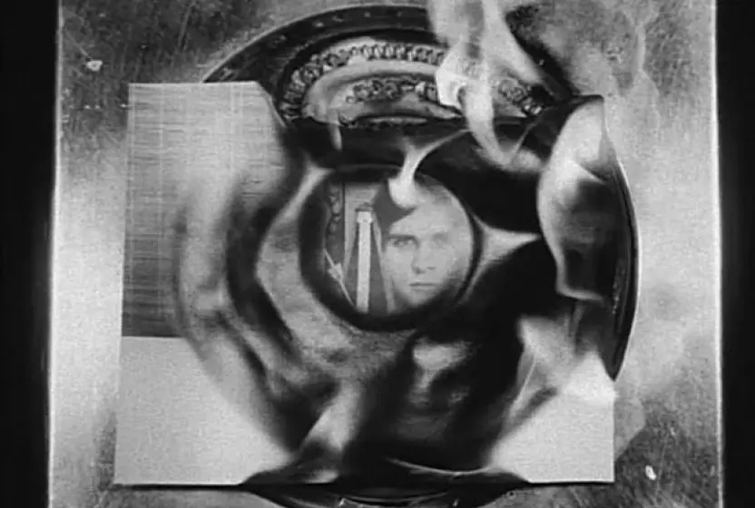 nostaljiye-tutunmak-gecmis-gercekten-bugun-hatirladigimiz-kadar